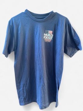 NWT Hold Fast “To Faith, Family and Freedom” Navy T-Shirt American Flag Sz M